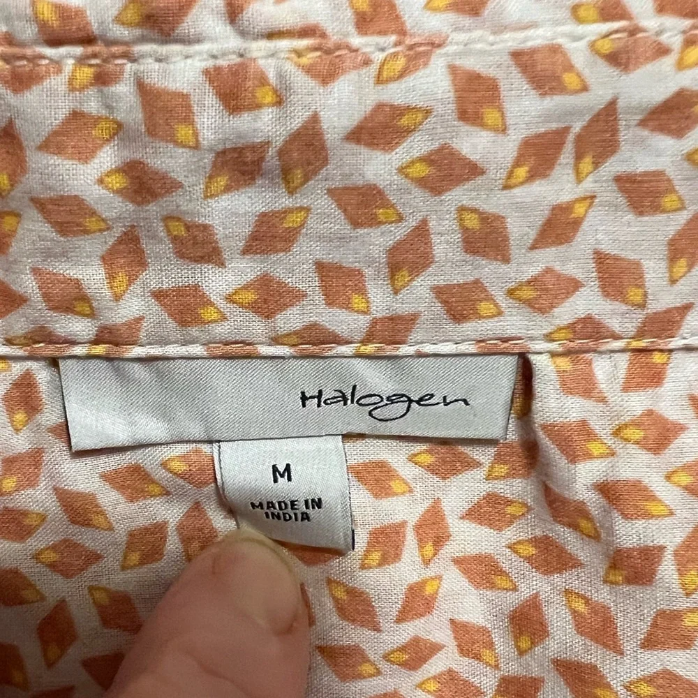 Halogen (Nordstrom) Women’s Button Down Blouse, Medium - Picture 3 of 7